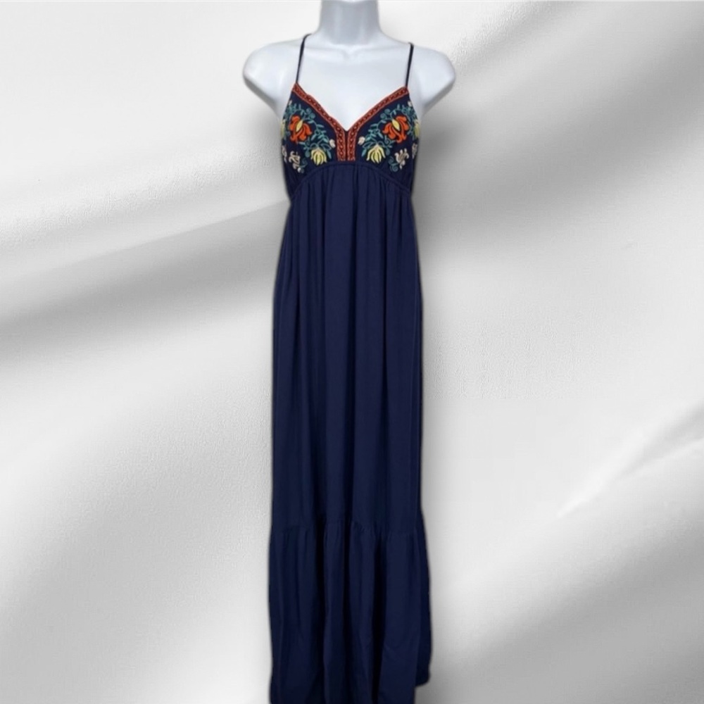 Flying Tomato Navy Embroidered Maxi Dress with Floral Bodice Size M EUC